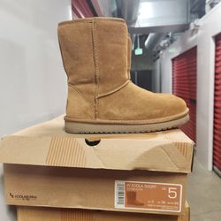 Koolaburra by UGG Koola Short Boot Size 5