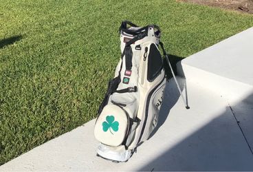 ⛳️ Titleist “Hybrid 14 - Way” Stand Golf Bag- Embroidered Irish ☘️ Shamrock- Rare & Unique!!