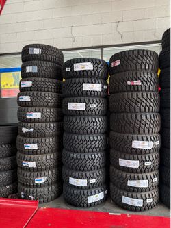 35X12.50R20 SET OF 4 MUD TIRES WITH INSTALLATION AND BALANCING