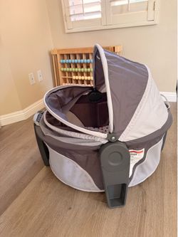 Fisher Price on the go baby dome/bassinet