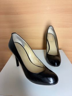 Michael Kors Black Leather Pump Heels