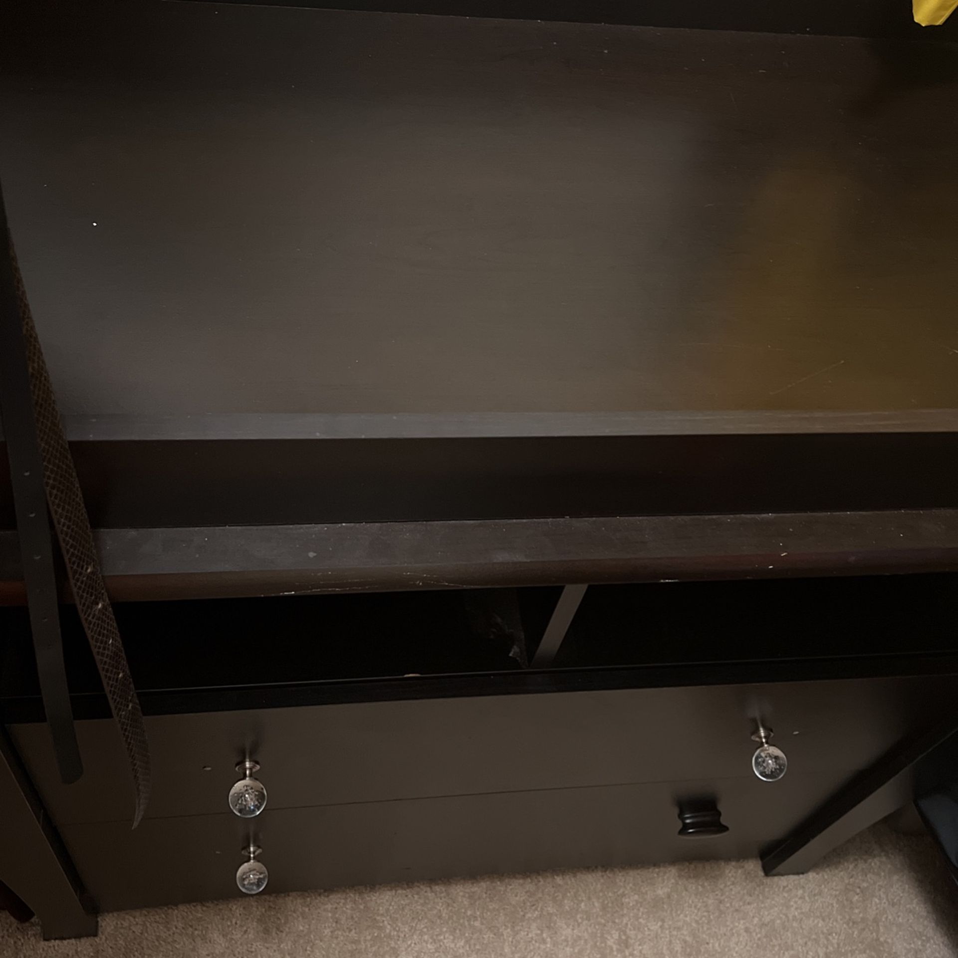 Changing Table / Dresser