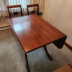 Dinning Room Table With Four Chairs
