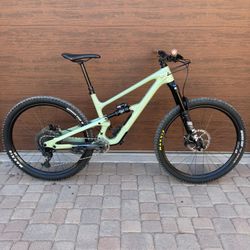 2024 YT Jeffsy Core 3 (Large)