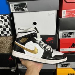 Jordan 1 Mid Patent Black White Gold size 10 USED But Clean