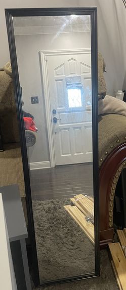 2 Black Mirrors