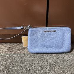 MICHAEL KORS Women’s Travel Wallet