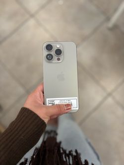 iPHONE 15 PRO UNLOCKED 256GB