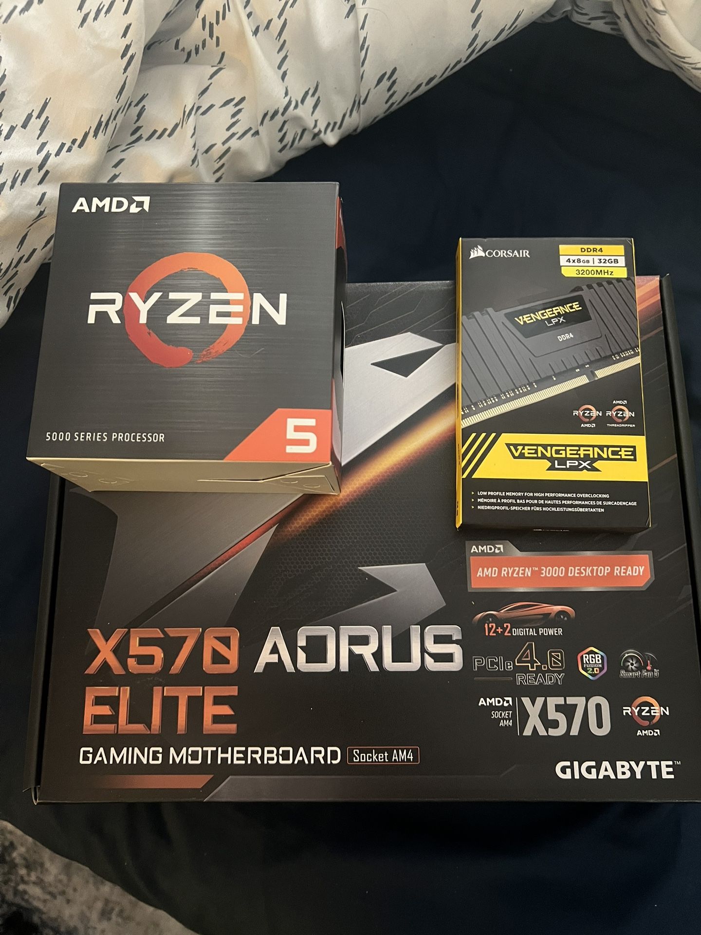 R5 5600x, X570 Aorus Elite, 32gb 4x4gb Vengeance Bundle