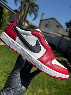 Jordan 1 low retro Chicago