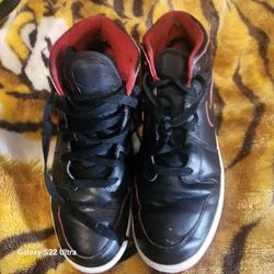 Nike Air Jordan's ~ Size 6 1/2 Y ~ Like New 