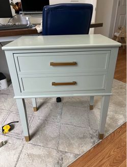 Nightstand/End Table