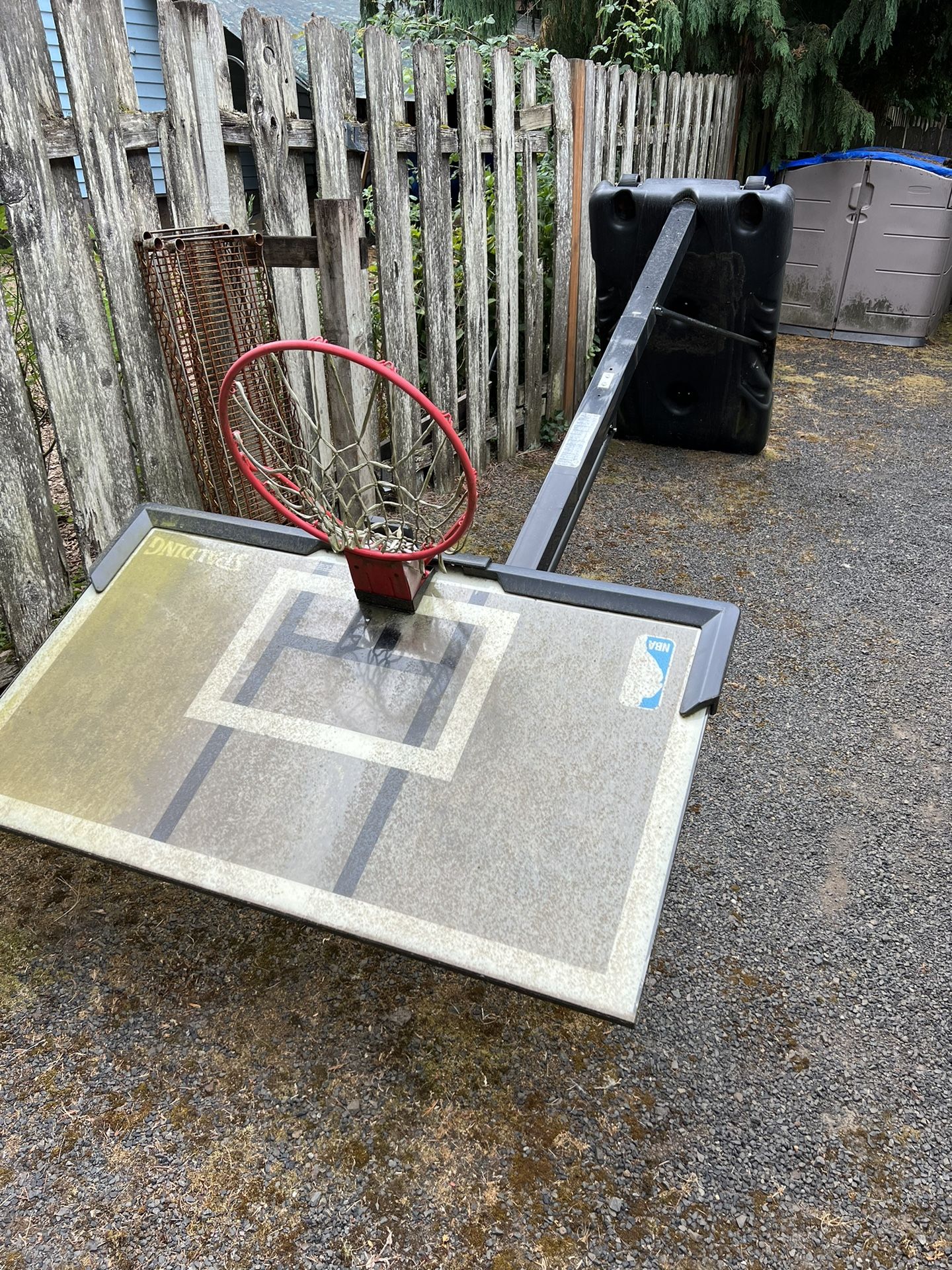 Spalding Basketball Hoop