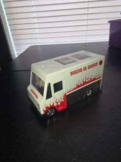 Hot Wheels Deadpool Tacos El Guero Food Truck