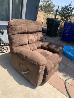 Reclinable Chair