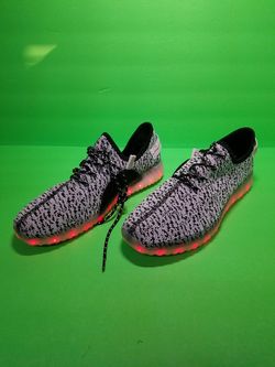 Shoes that light up the night...