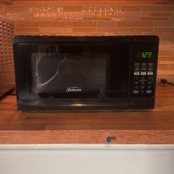 Sunbeam Microwave Small