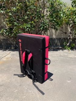 Climbing Crash Pads