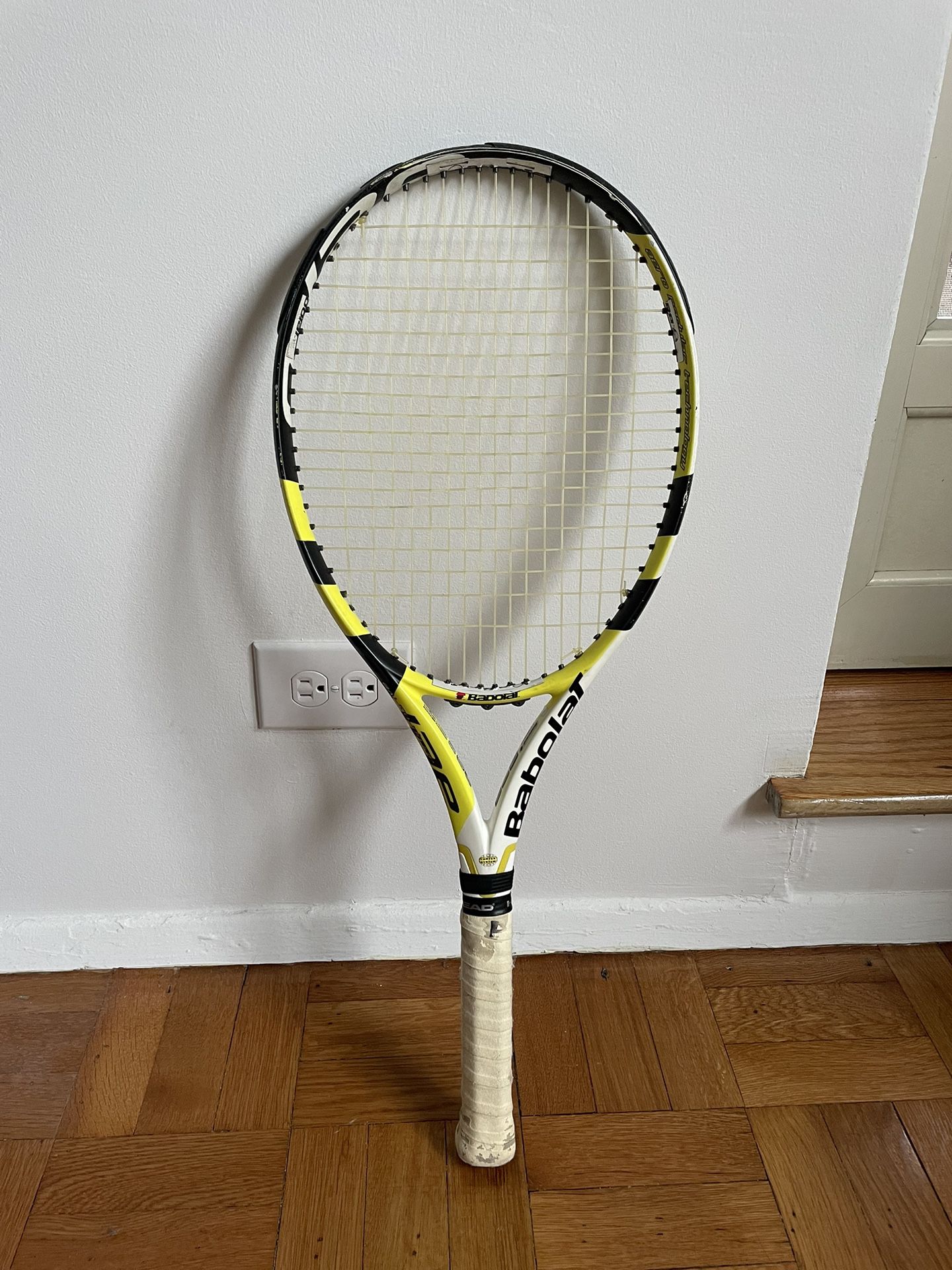 Babolat Aeropro Drive Tennis Racket