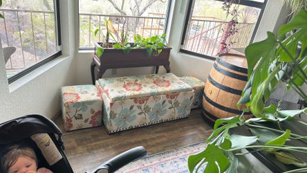 Window Seat And Storage Decor 