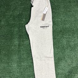 Light Oatmeal Essentials Relaxed Sweatpants Size Small