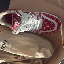 Louie Vuitton Sneakers