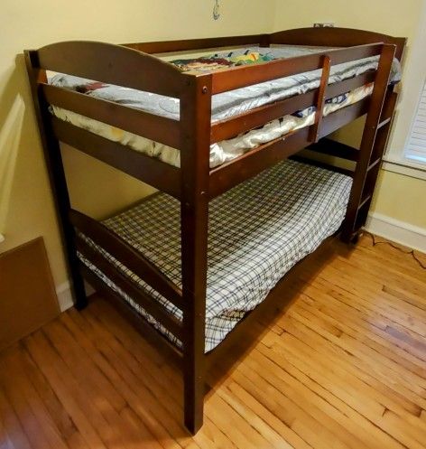 Solid Wood Twin Bunk Beds Or Two Single Twin Beds