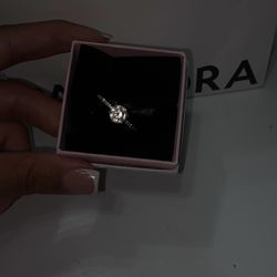 Pandora  Sparkling Crown Solitaire Ring 14k gold plating