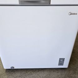 Midea Chest Freezer