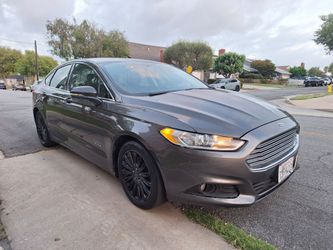 2016 Ford Fusion Hybrid