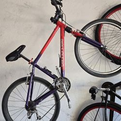 Cannondale Mountain Bike