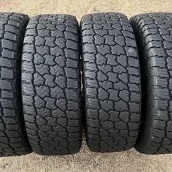 275/70R18 Cooper Discoverer StrongHold Tire Set of 4