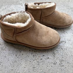 UGG Kids Classic Ultra Mini Boots - Chestnut - Size 13