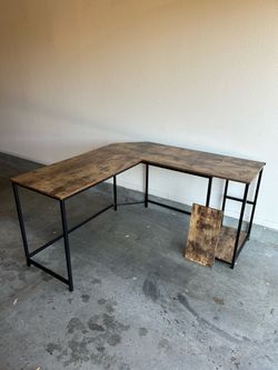 Desk / Computer Desk