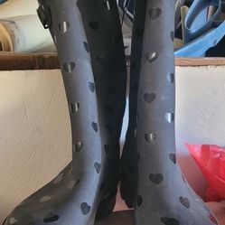 New women's rain boots, size 5. 