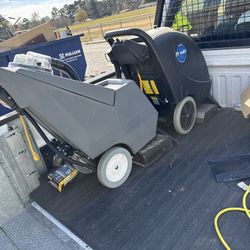 Industrial Carpet Cleaners 