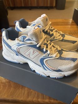 Women’s New Balance Sneakers