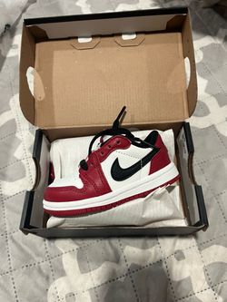 Jordan 1 Retro Low shoes