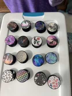 Set Of 16 New Never Used Phone Grips