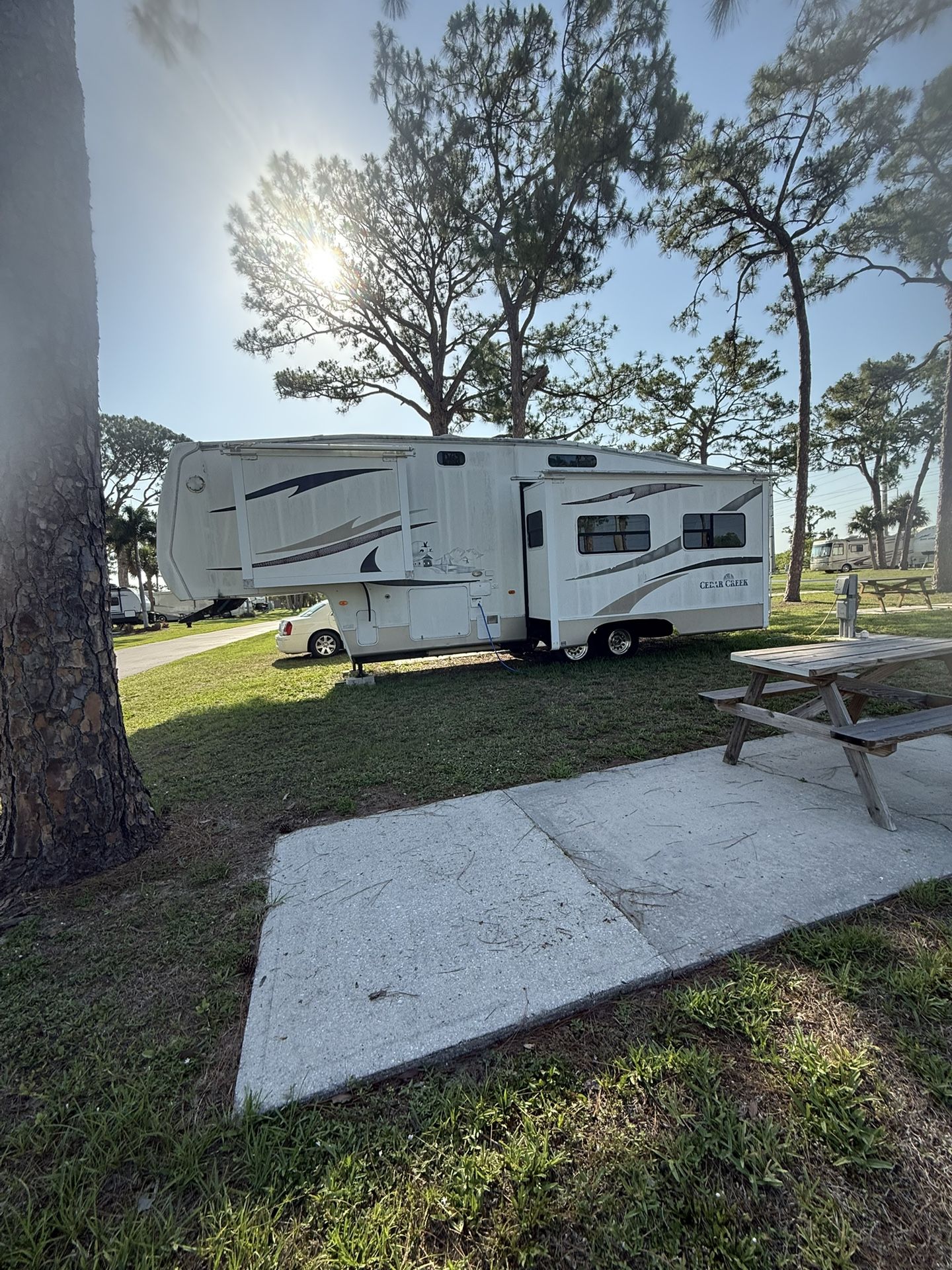 2005 Cedar Creek 5 Th Wheel