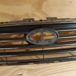 Front bumper Radiator Grille OEM Part # 86351 C2100 For 2015 2016 2017 Hyundai Sonata