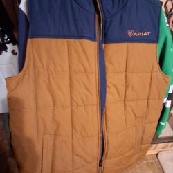 ARIAT MEN'S ZIPPER JACKET LARGE LIKE NEW MUST PICK UP 