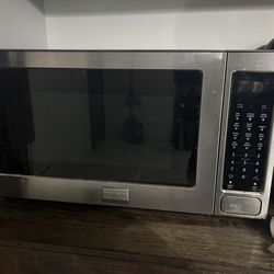 Frigidaire Microwave