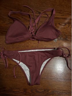 Women’s swimwear