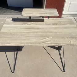 Desk - Price Negotiable - Pick-up Only