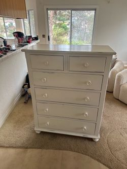 Free dresser
