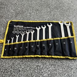 Chrome polished, Husky  brand SAE wrench set with rollup organizer
