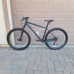 SPECIALIZED ROCKHOPPER ELITE 29 ER 10 X 1 SPEED AIR SHOCK( CHECK MY OTHER BIKES)