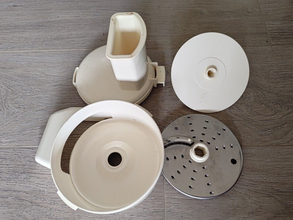 Sunbeam OSKAR 14081 Food Processor Slicer Shredder Salad Chute Attachment Set