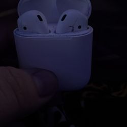 AirPods 